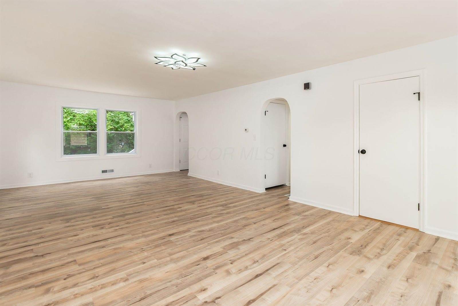 3933 Glenna Avenue, Grove City, OH 43123