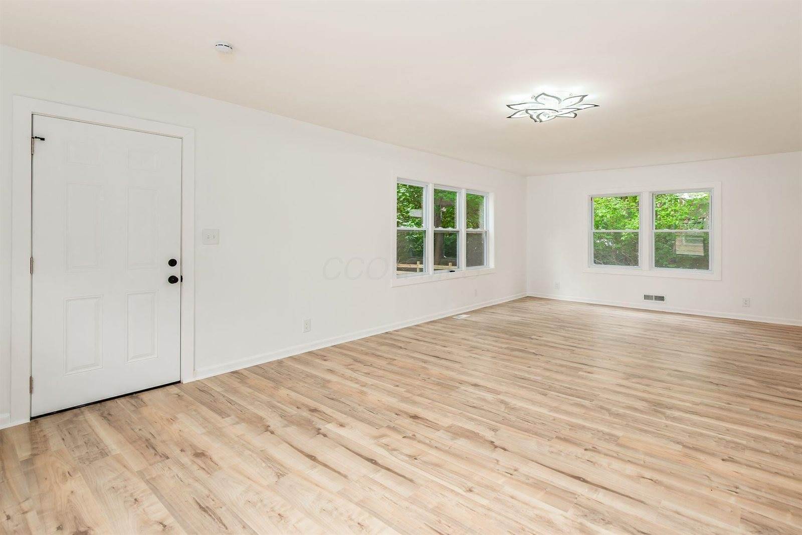 3933 Glenna Avenue, Grove City, OH 43123