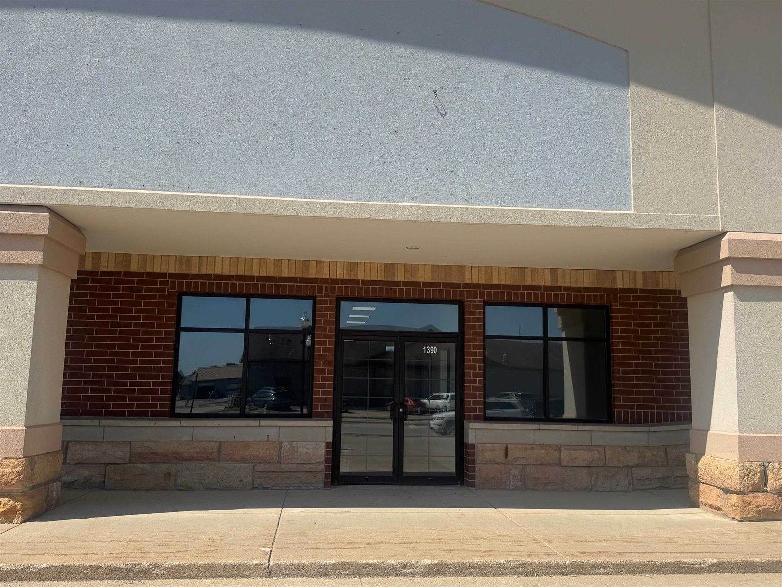 1390 Lake St, Spirit Lake, IA 51360