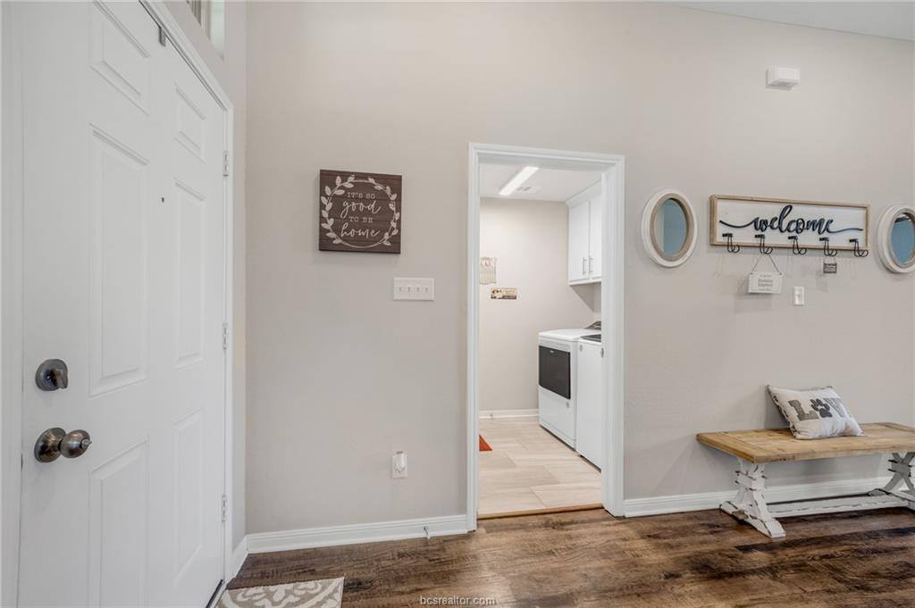 2000 Birdie Court, Navasota, TX 77868