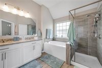 2000 Birdie Court, Navasota, TX 77868