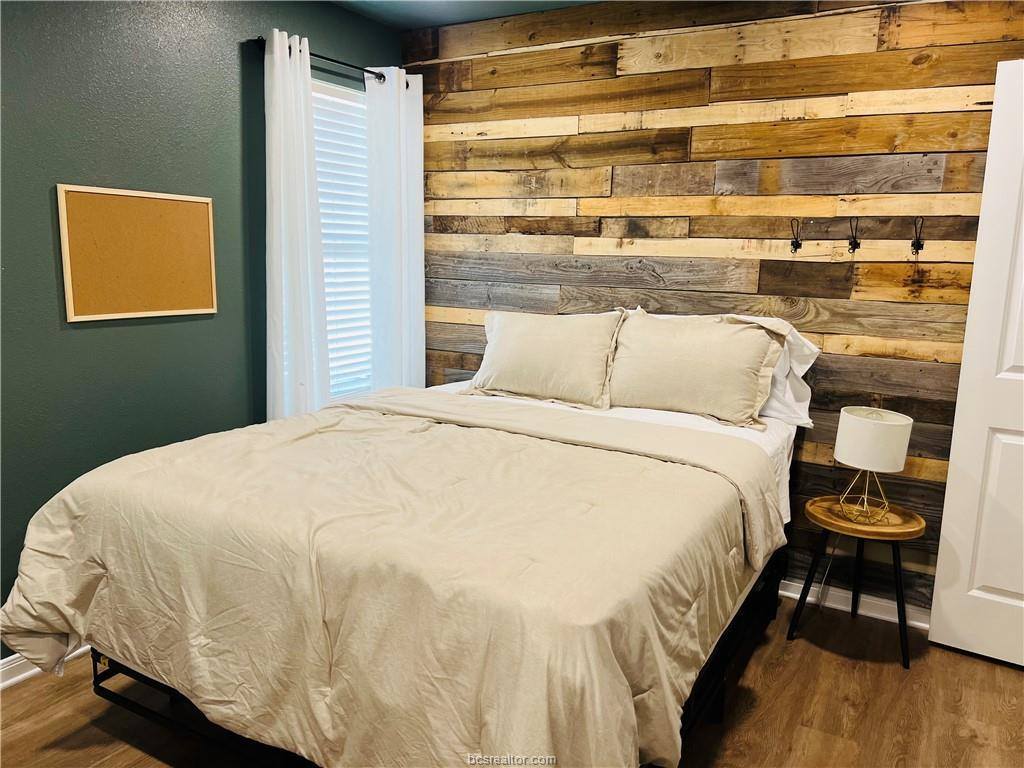 2708 Silver Oak Drive, College Station, TX 77845