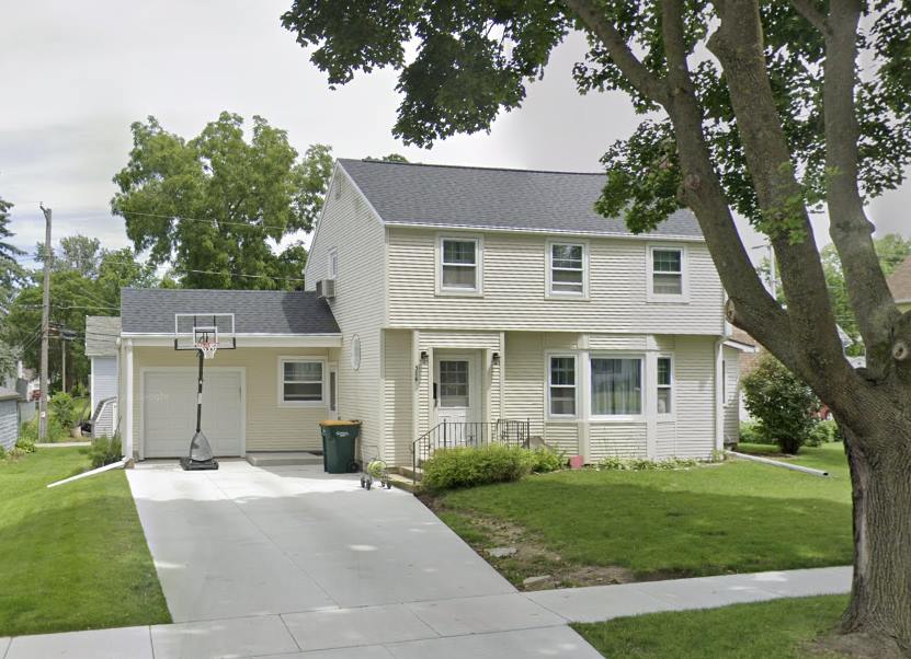514 Adams St, Fort Atkinson, WI 53538