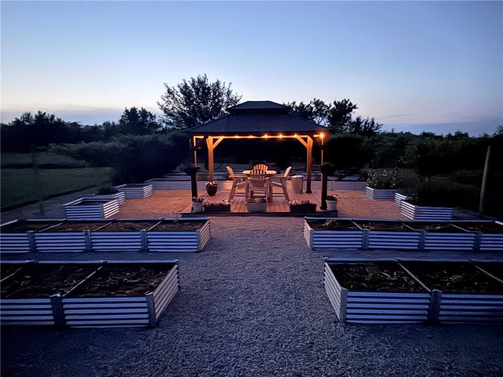 2640 union Road, Lawrence, KS 66044