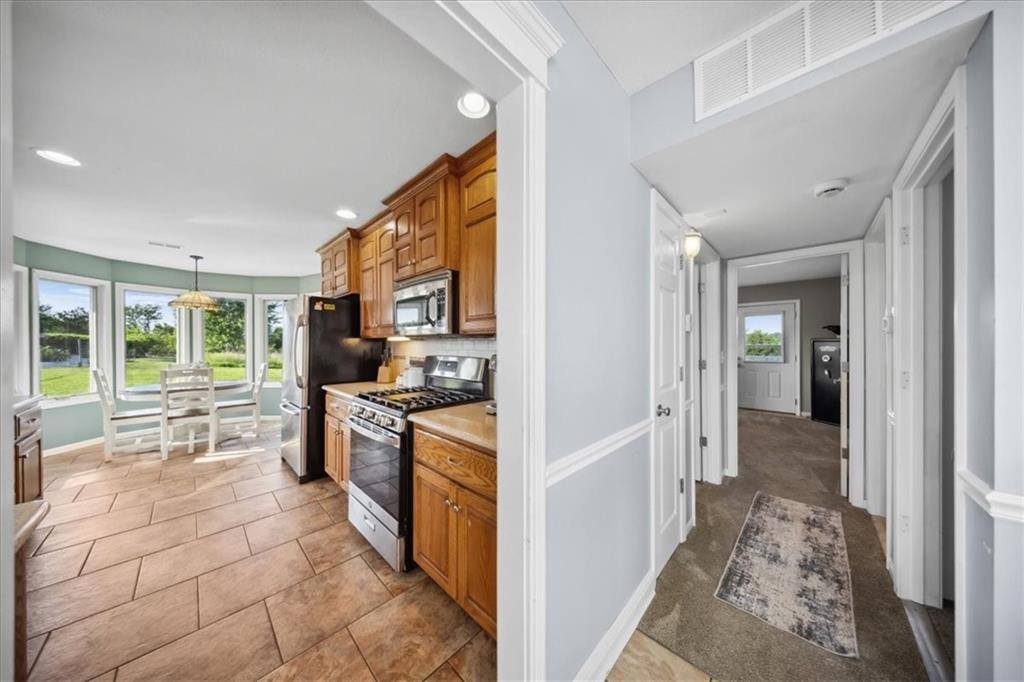 2640 union Road, Lawrence, KS 66044