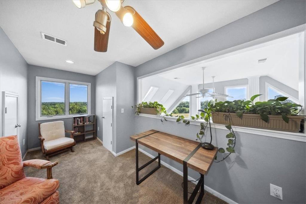 2640 union Road, Lawrence, KS 66044