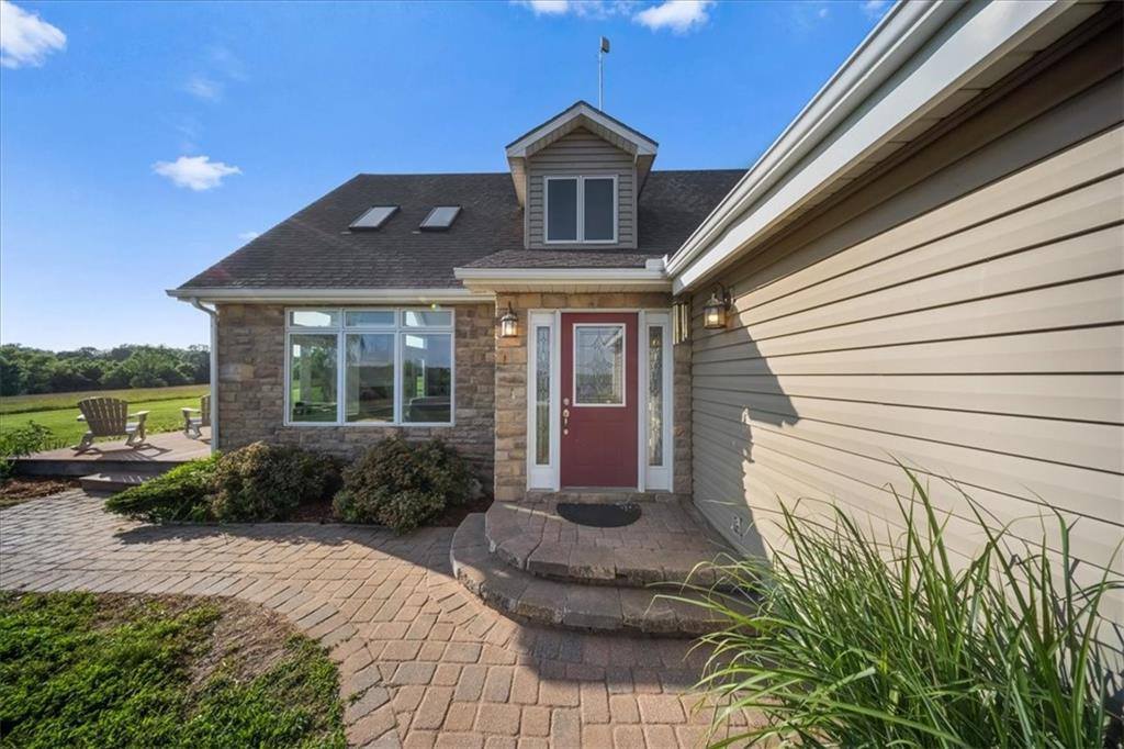 2640 union Road, Lawrence, KS 66044