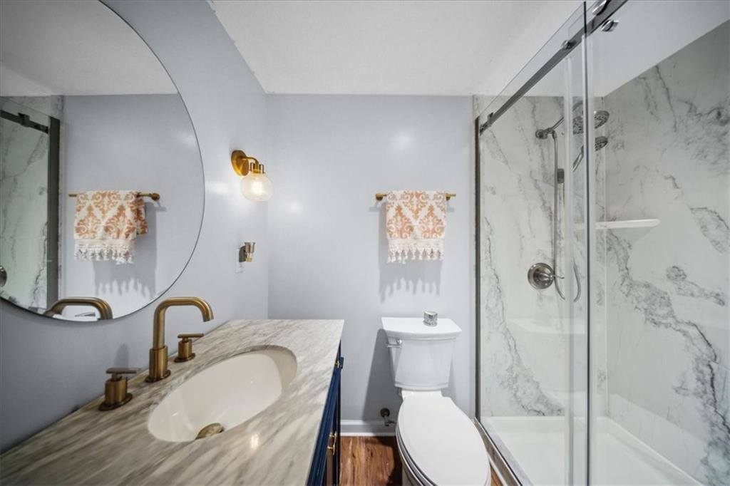 2640 union Road, Lawrence, KS 66044