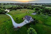 2640 union Road, Lawrence, KS 66044