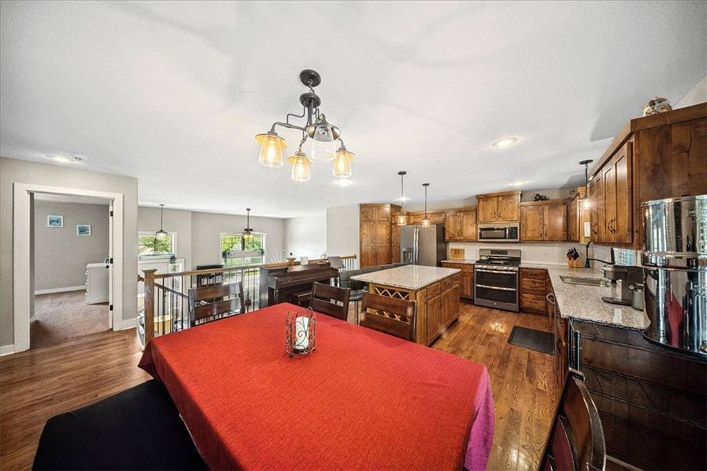 14115 NW 68th Street, Parkville, MO 64152