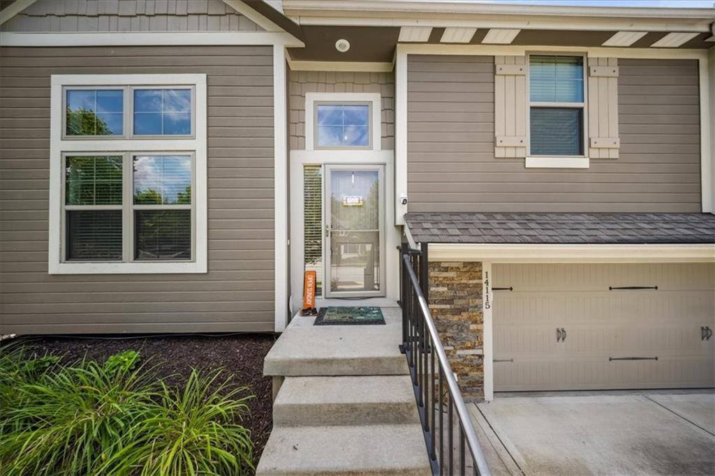 14115 NW 68th Street, Parkville, MO 64152