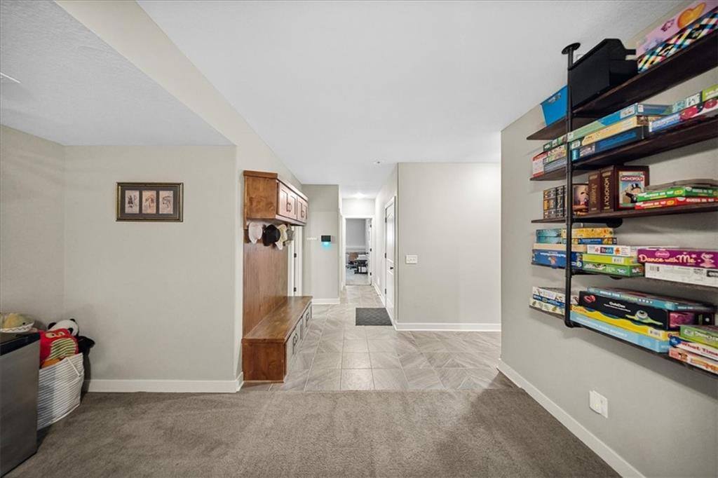 14115 NW 68th Street, Parkville, MO 64152