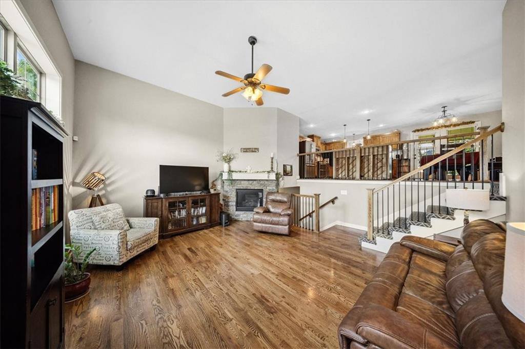 14115 NW 68th Street, Parkville, MO 64152