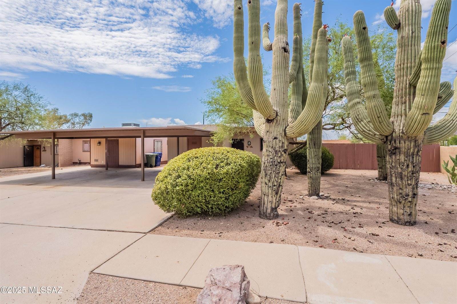 1741 West Calle Del Rey, Tucson, AZ 85713