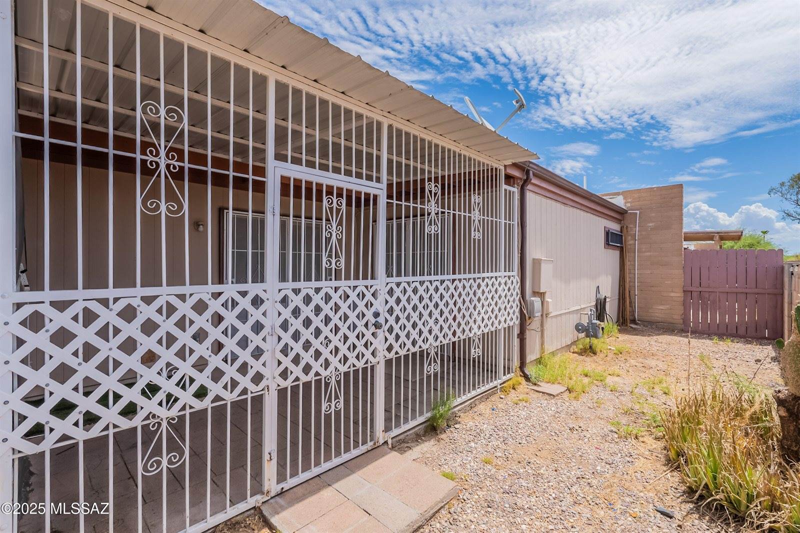 1741 West Calle Del Rey, Tucson, AZ 85713