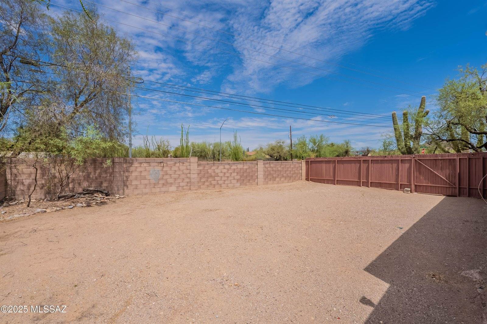 1741 West Calle Del Rey, Tucson, AZ 85713