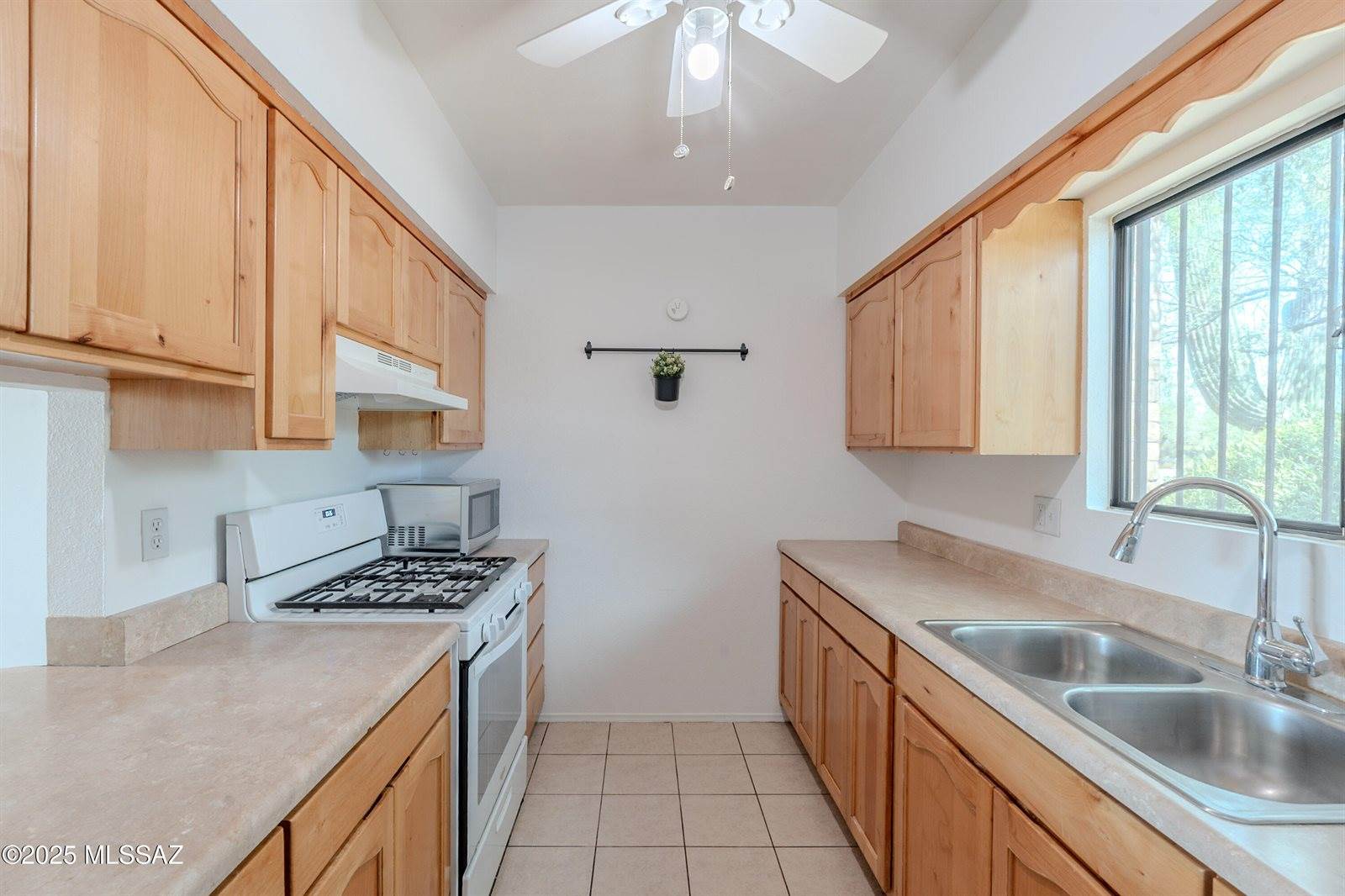 1741 West Calle Del Rey, Tucson, AZ 85713