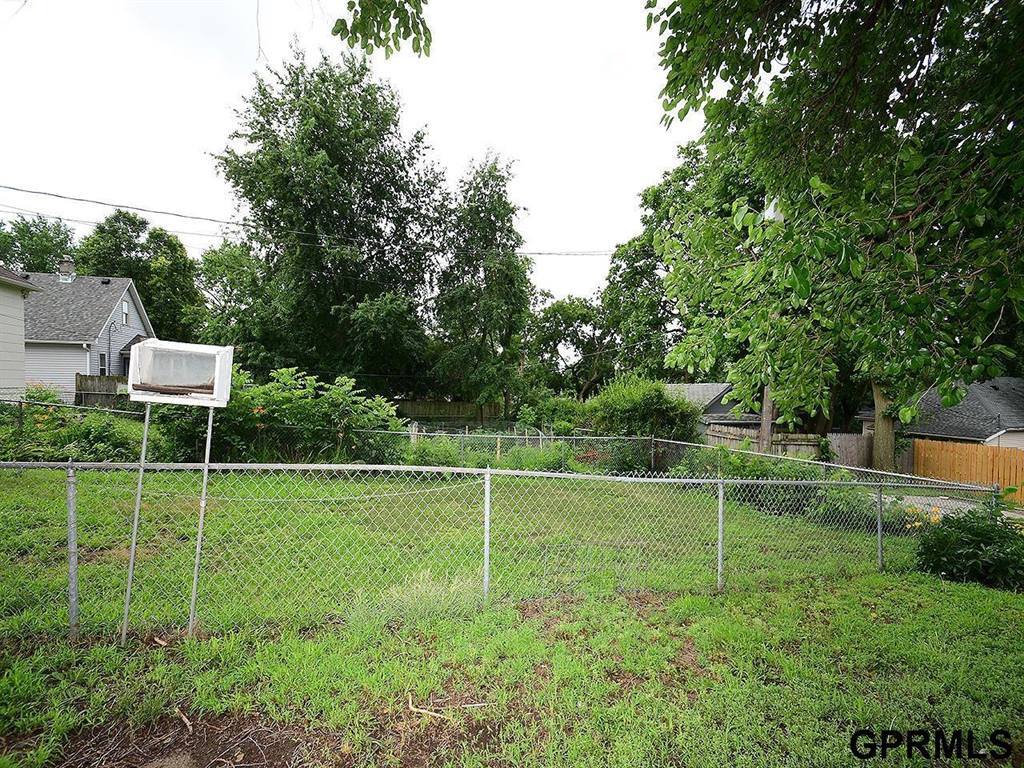 2316 North 65Th Street, Omaha, NE 68104