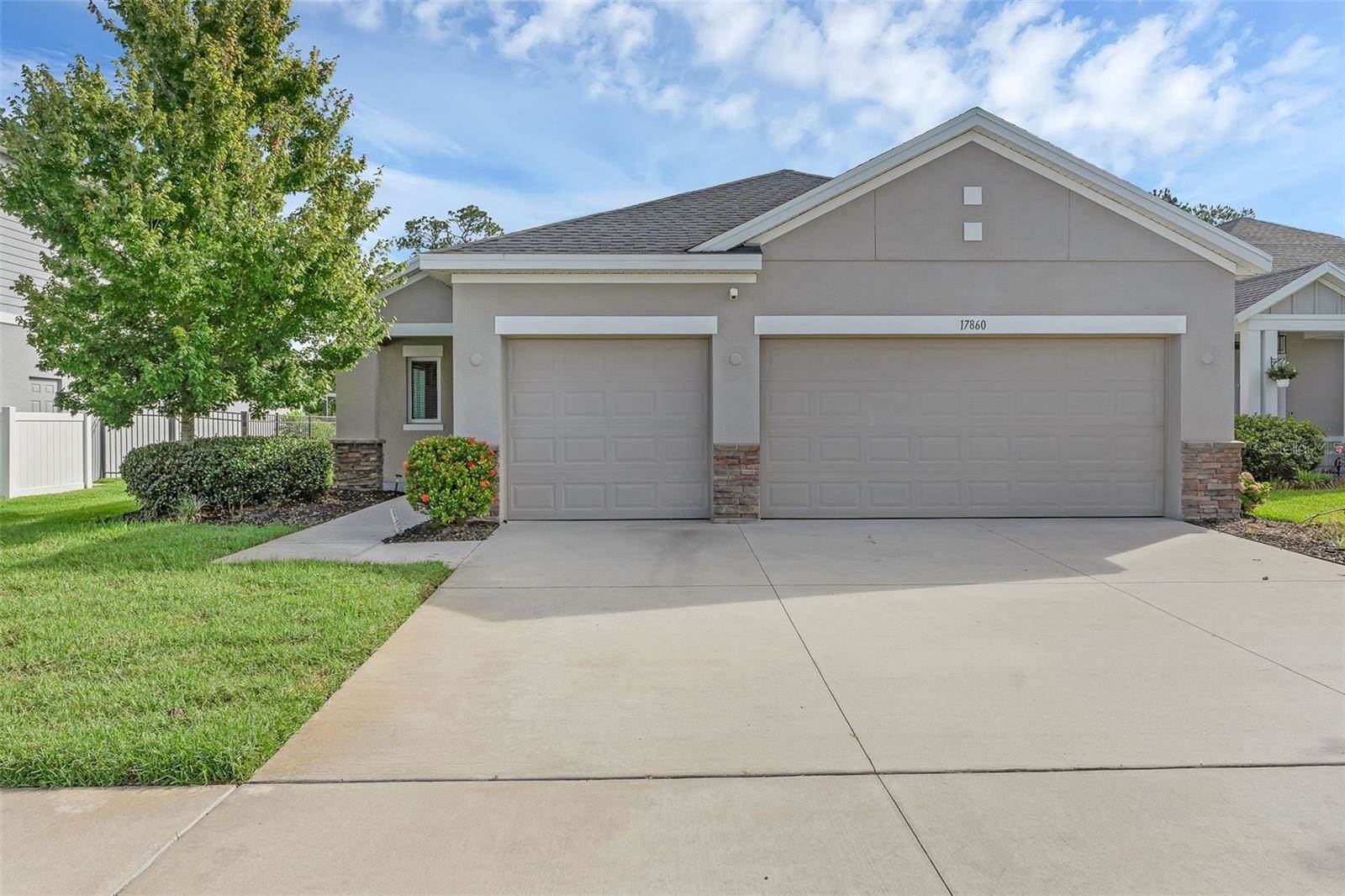 17860 Passionflower Circle, Clermont, FL 34714