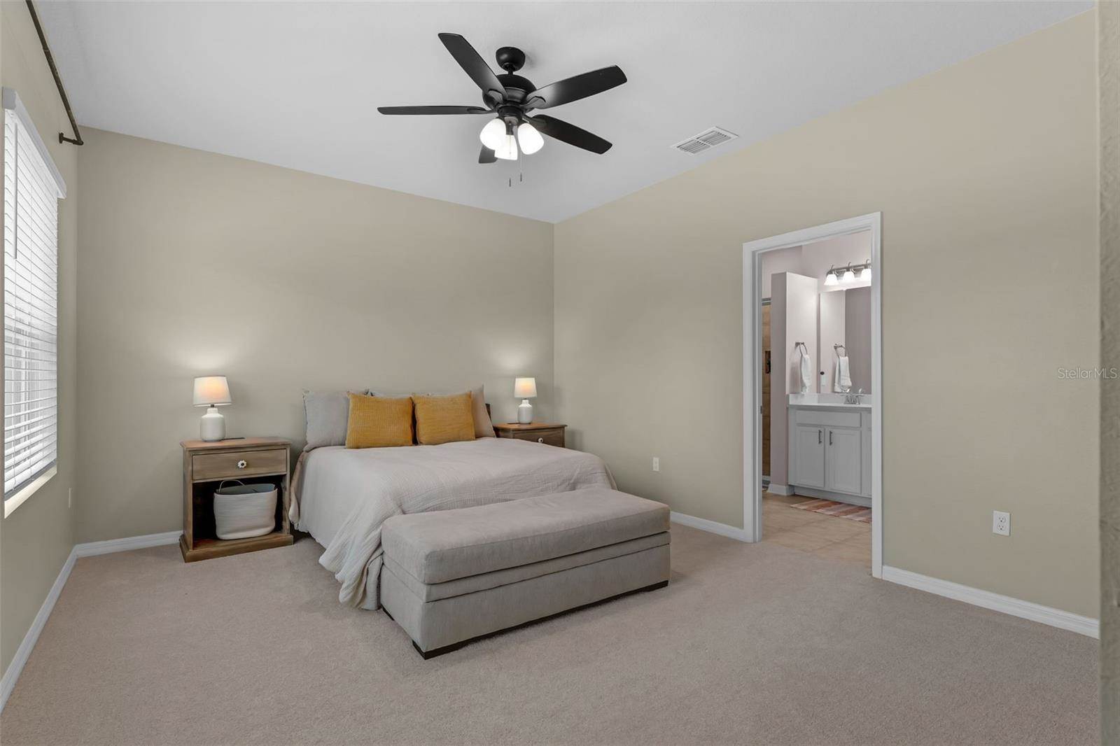 17860 Passionflower Circle, Clermont, FL 34714