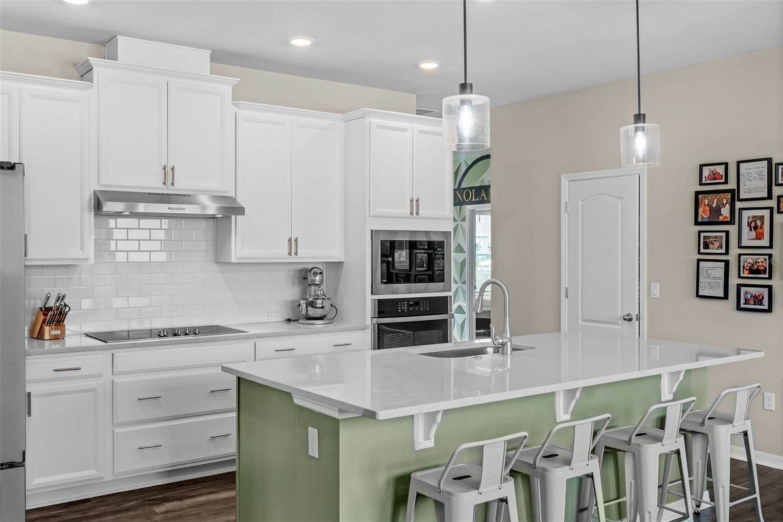 17860 Passionflower Circle, Clermont, FL 34714