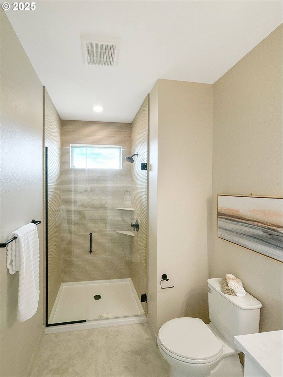 466 Meadows Dr, Manzanita, OR 97130