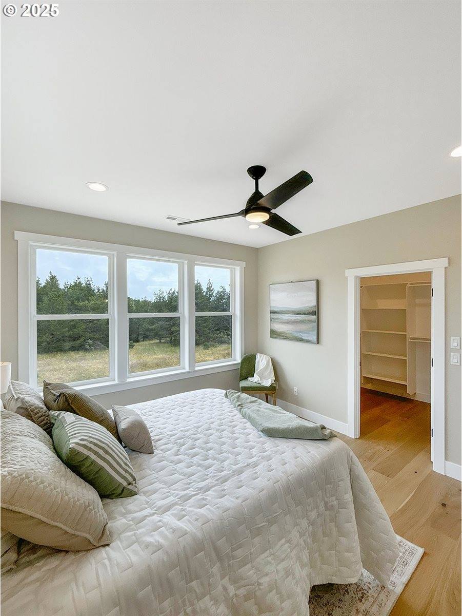 466 Meadows Dr, Manzanita, OR 97130