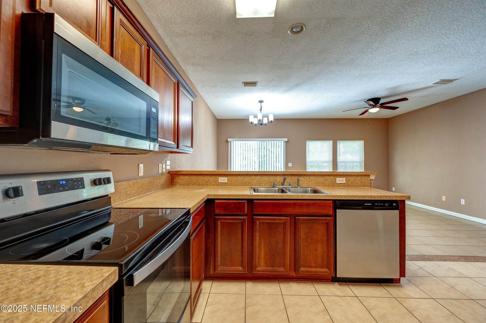 1509 Biscayne Bay Drive, Jacksonville, FL 32218