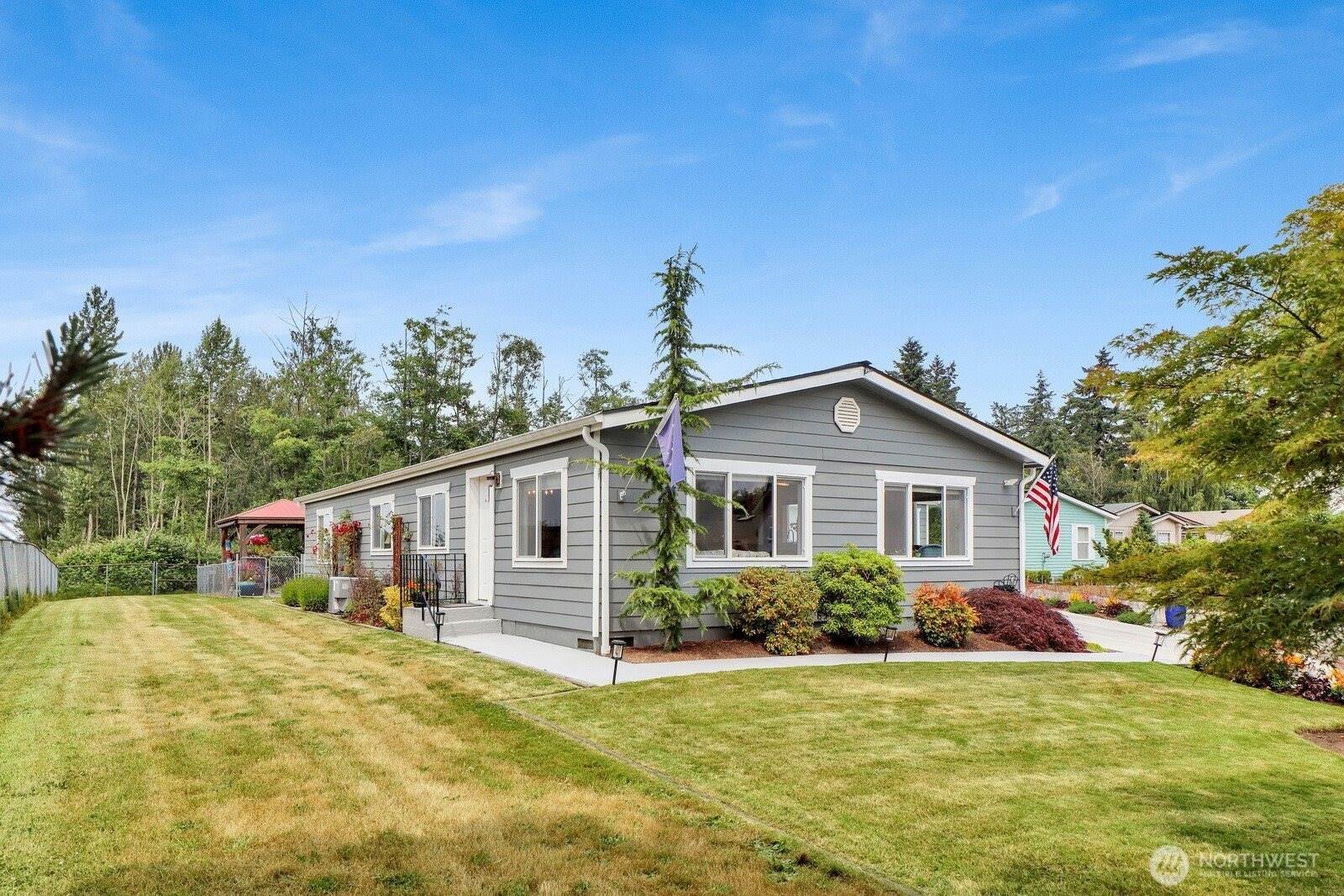 2610 East Section Street, #25, Mount Vernon, WA 98274