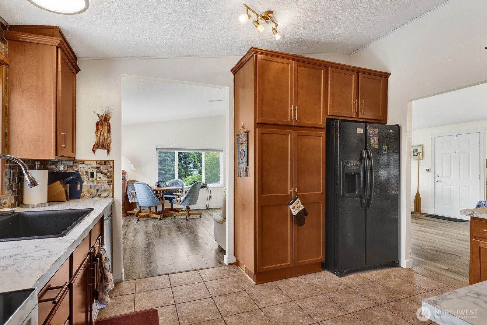 2610 East Section Street, #25, Mount Vernon, WA 98274