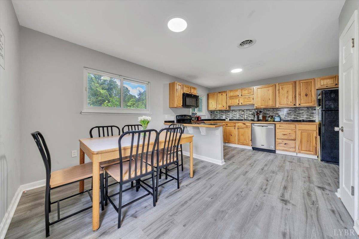 202 Skyline Drive, Bedford, VA 24523