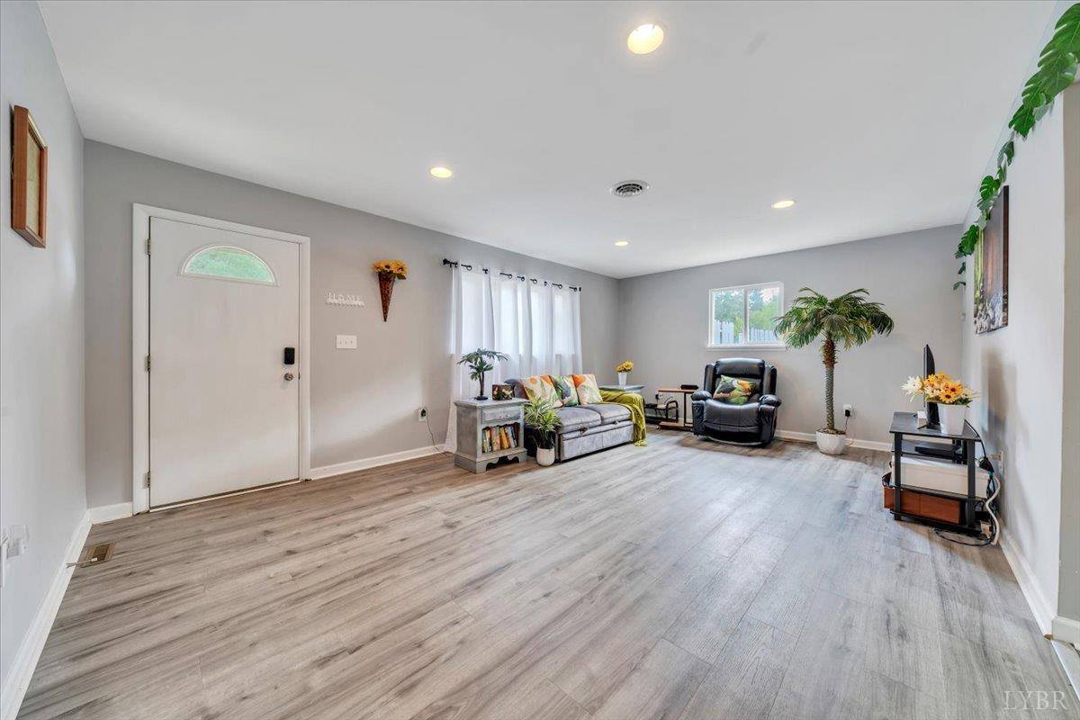 202 Skyline Drive, Bedford, VA 24523