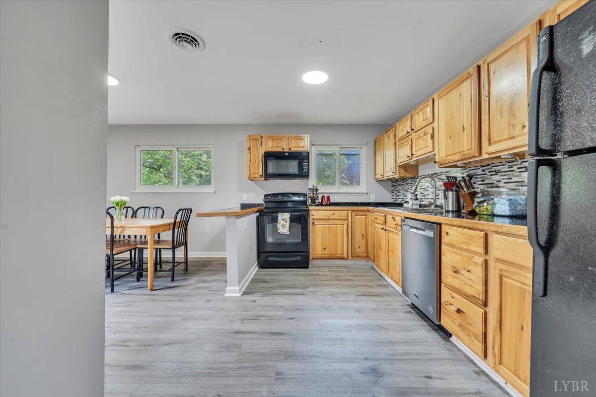 202 Skyline Drive, Bedford, VA 24523