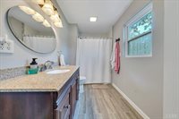 202 Skyline Drive, Bedford, VA 24523