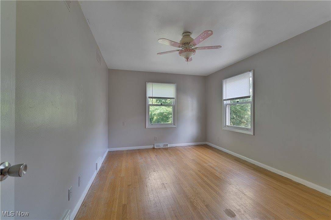 5772 Sampson Drive, Girard, OH 44420