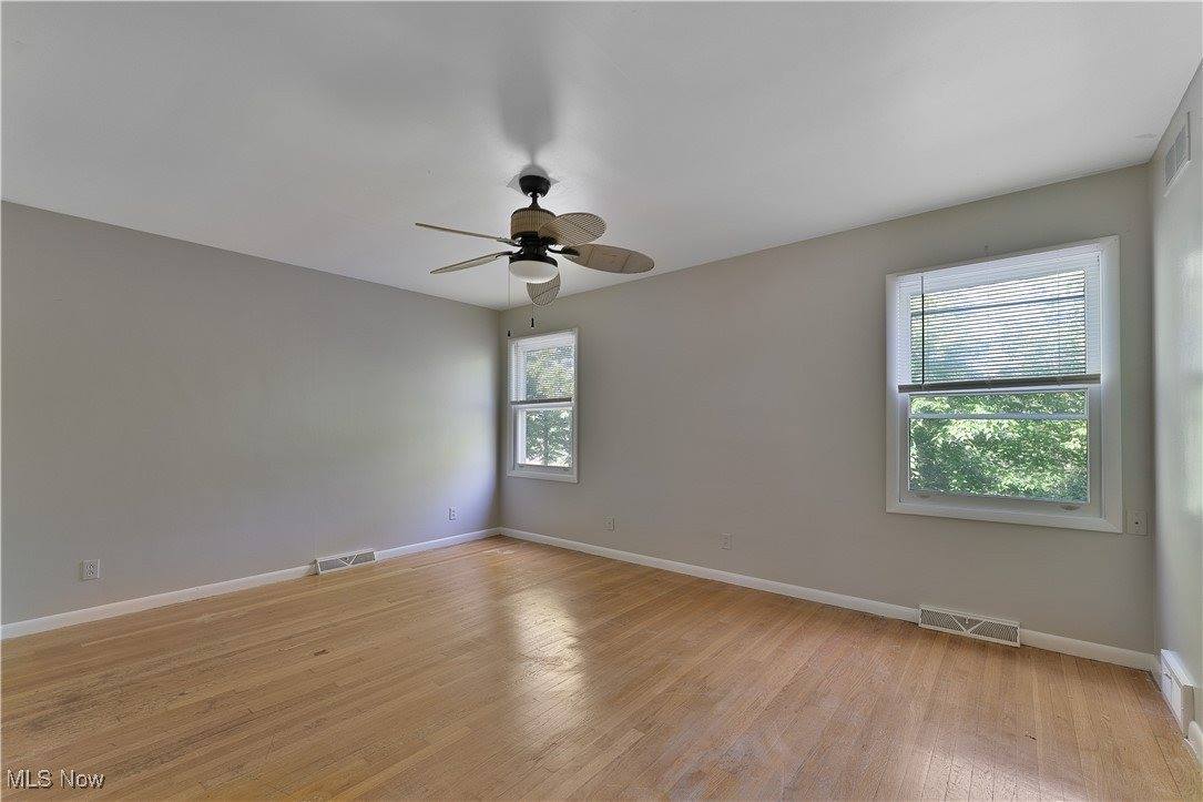 5772 Sampson Drive, Girard, OH 44420