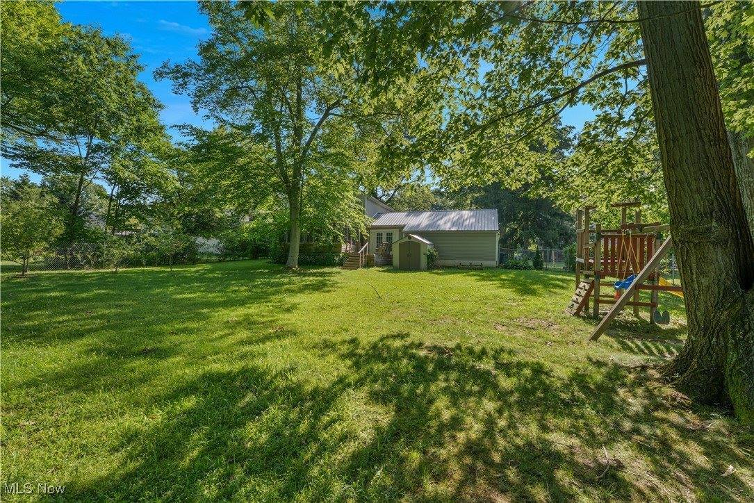 5772 Sampson Drive, Girard, OH 44420