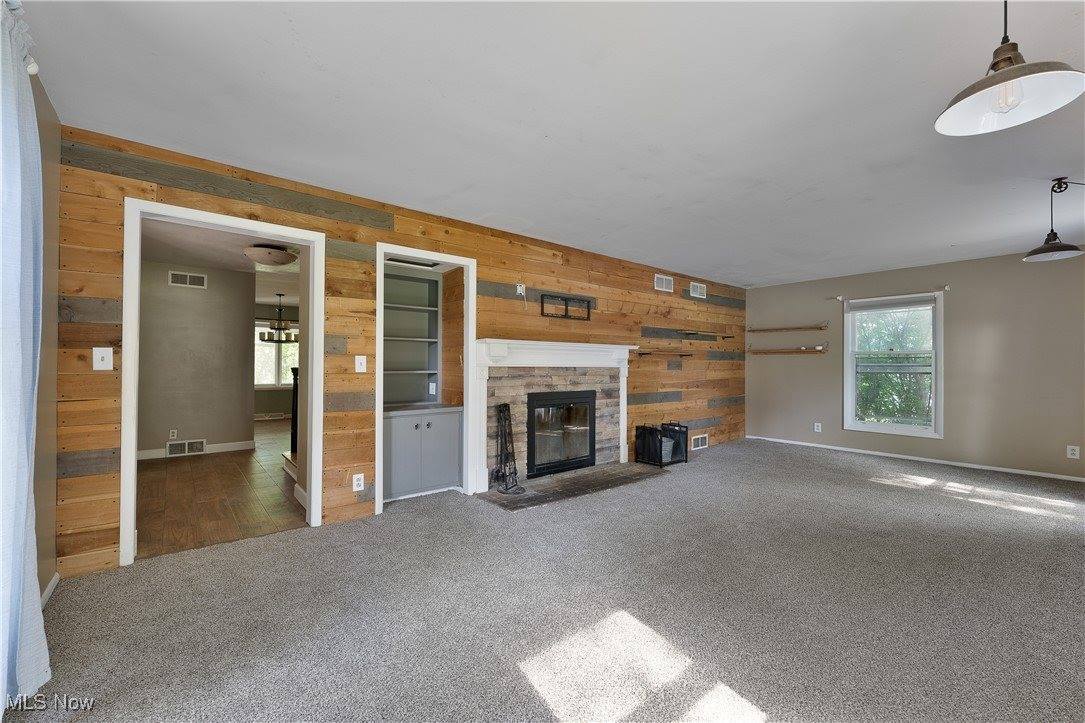 5772 Sampson Drive, Girard, OH 44420