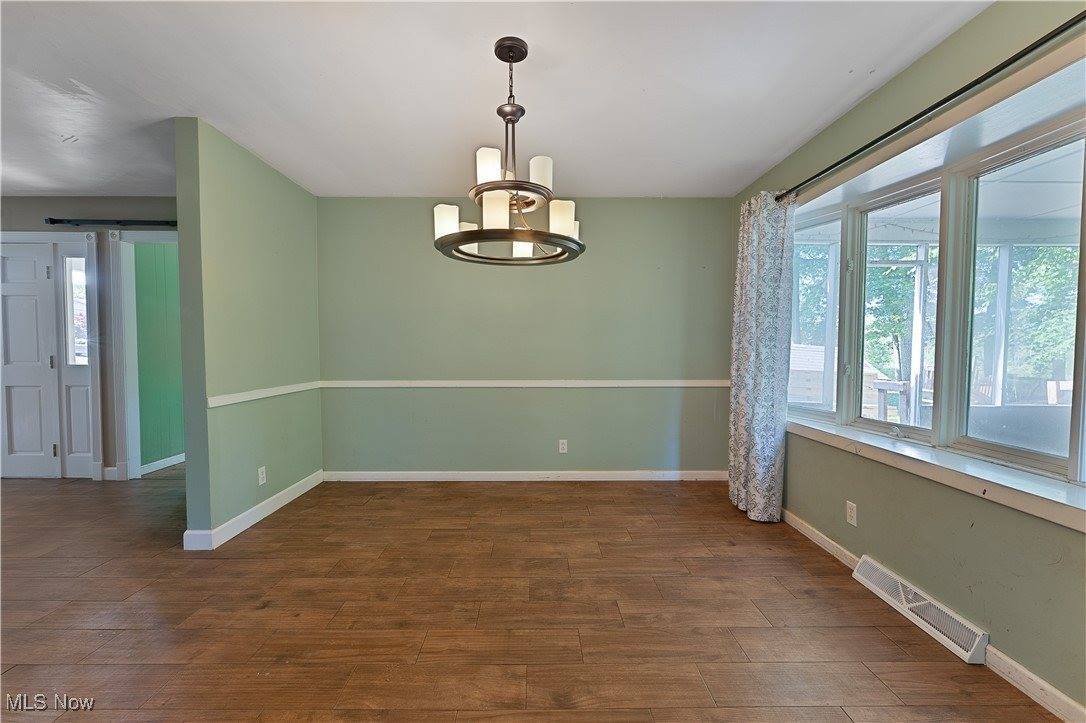 5772 Sampson Drive, Girard, OH 44420