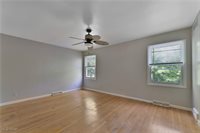 5772 Sampson Drive, Girard, OH 44420