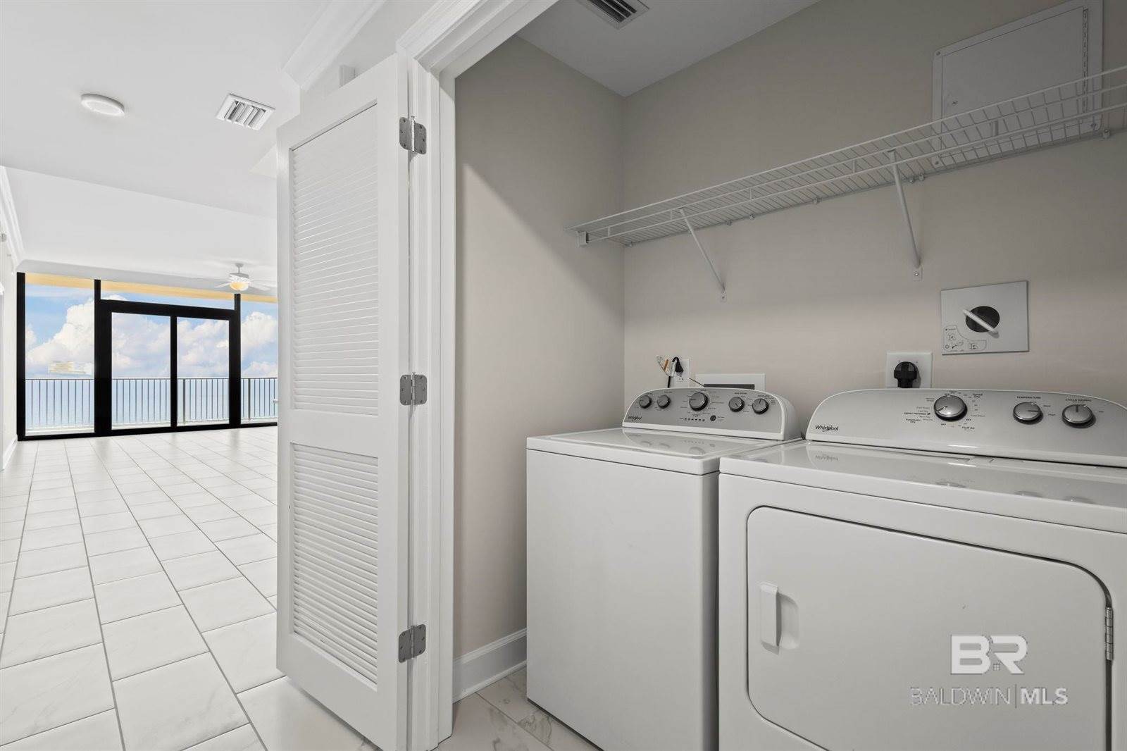 533 East Beach Boulevard, Gulf Shores, AL 36542