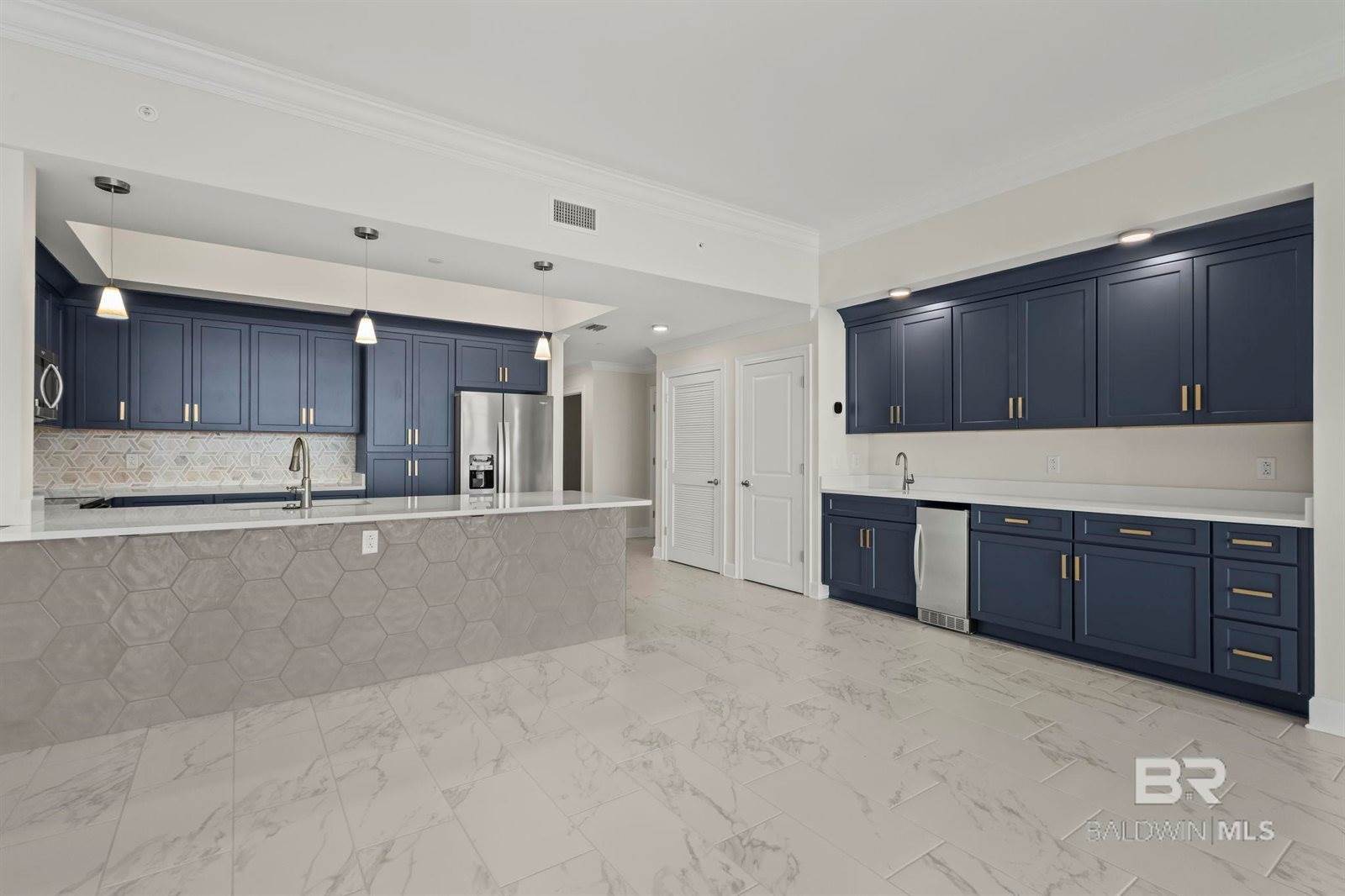 533 East Beach Boulevard, Gulf Shores, AL 36542