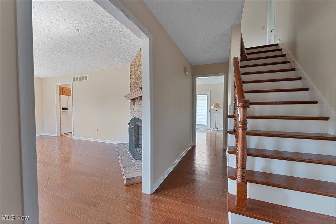 233 Robbies Run, Cortland, OH 44410