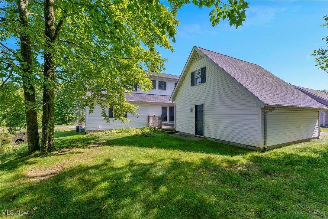 233 Robbies Run, Cortland, OH 44410