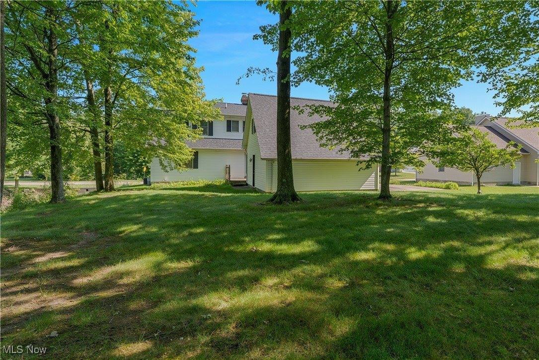 233 Robbies Run, Cortland, OH 44410