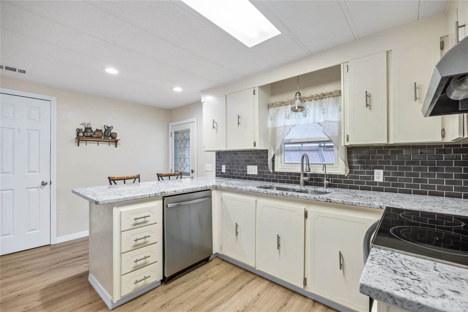 82226 F Street North, #226, Pinellas Park, FL 33781