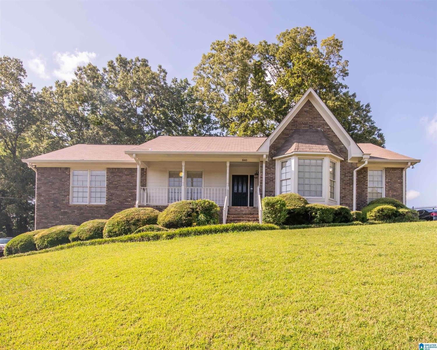 840 Ridgefield Road, Birmingham, AL 35215