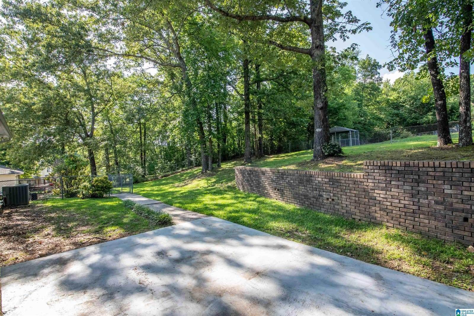 840 Ridgefield Road, Birmingham, AL 35215