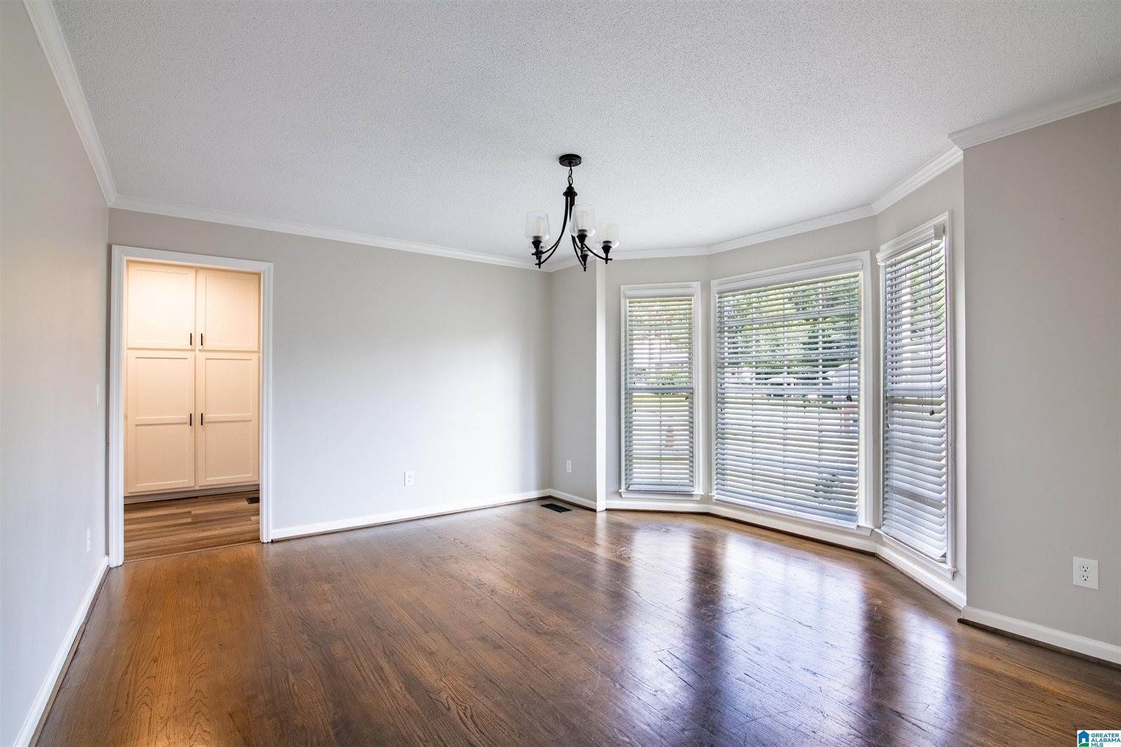 840 Ridgefield Road, Birmingham, AL 35215