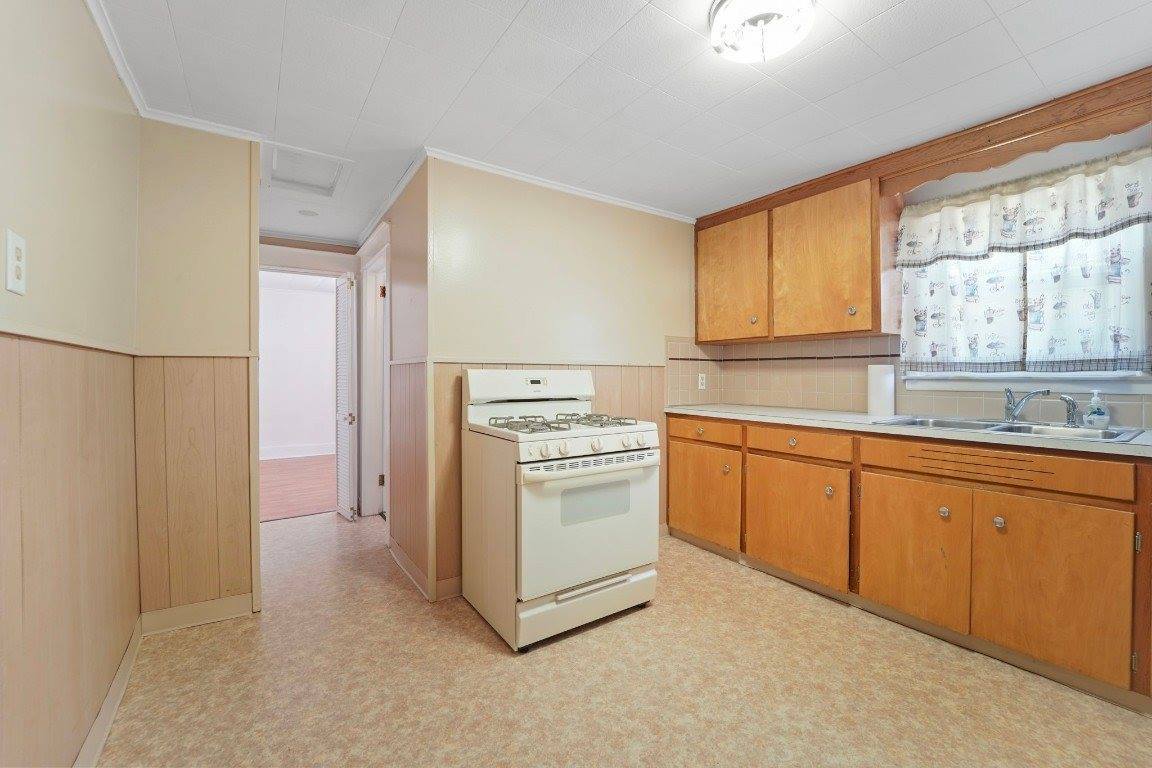 308 Odell Avenue, Endicott, NY 13760